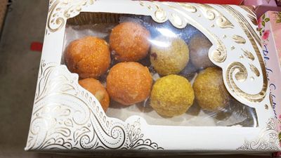Motichoor Laddu (Gift Box)